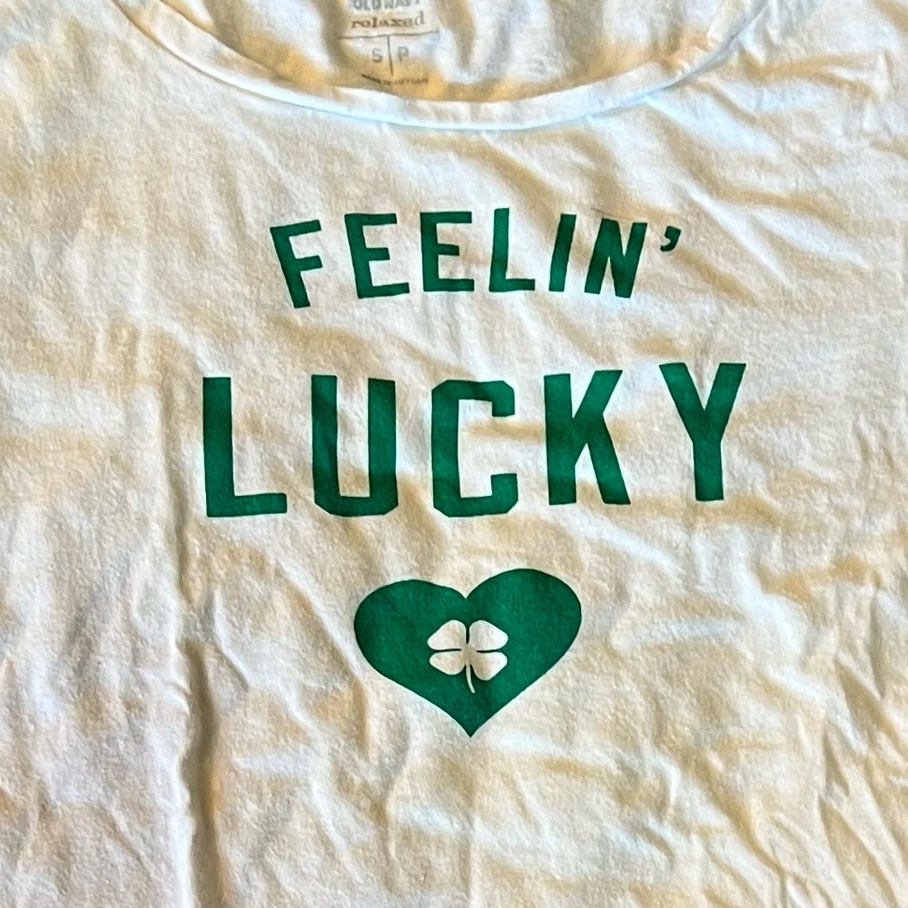 ‼️LAST CHANCE‼️ Old Navy White Relaxed Fit St. Patrick’s Day Tee ☘️ - Picture 4 of 5